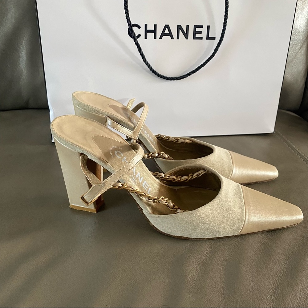 Chanel Cream Pointed Toe Slingback Heels